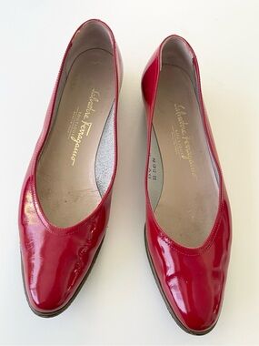Salvatore Ferragamo Red Patent Leather Almond Toe Ballet Flats size 8